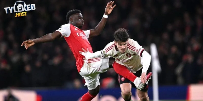 Liệt kê 3 đối thủ lớn của Arsenal