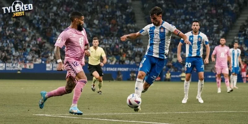 Racing Santander vs Espanyol đối đầu ở vòng 10